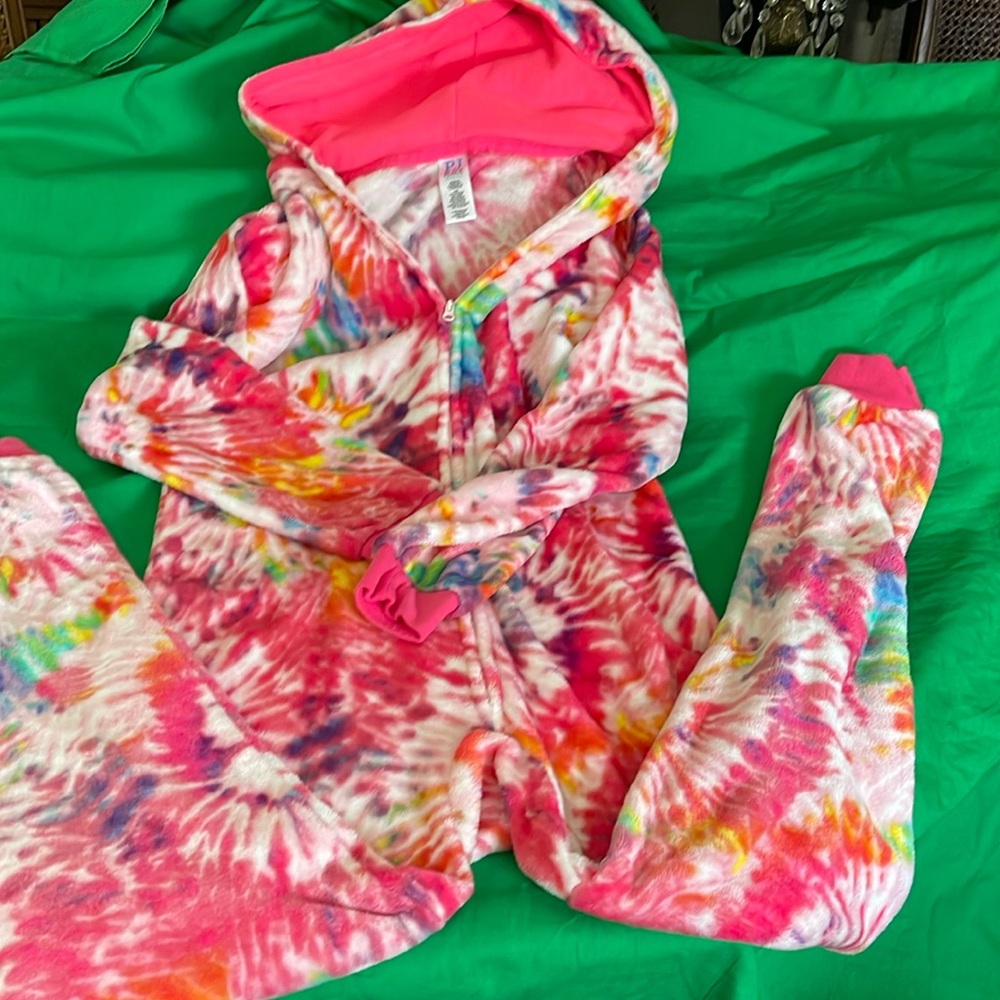 Used jumpsuit size XL by place